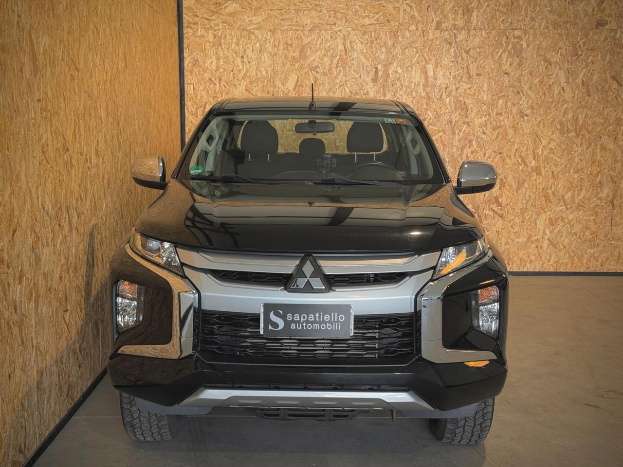 Mitsubishi L200 2.3D 150CV - Doppia cabina 4x4 - MANUALE