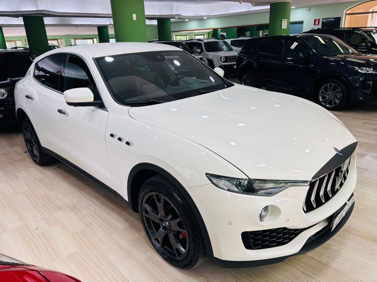Maserati Levante 3.0 V6 Diesel 250 CV Q4 - AWD Gransport