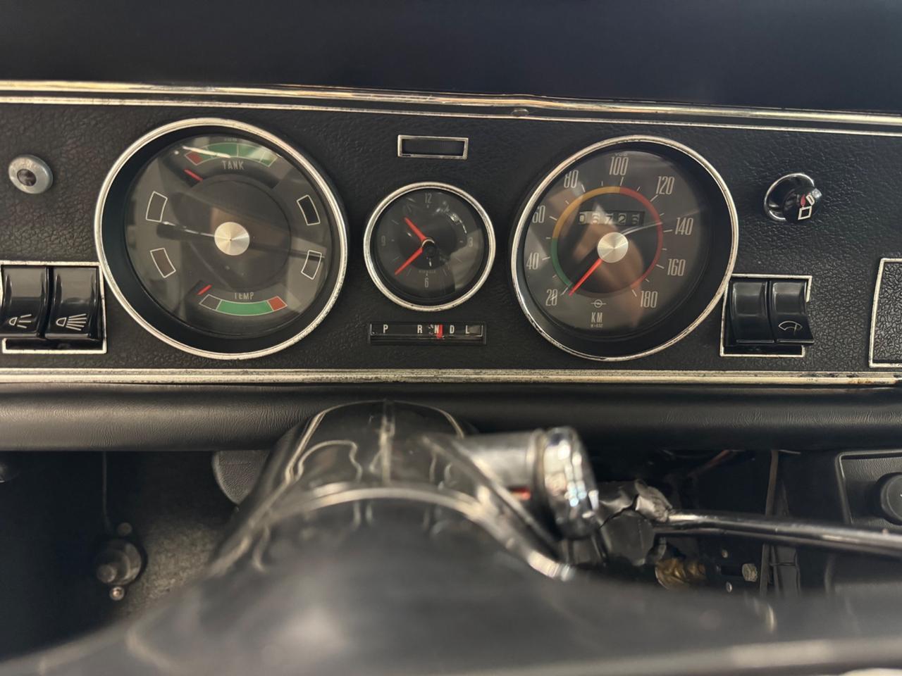 Opel Rekord 1.9 C Lusso Automatic/Clima
