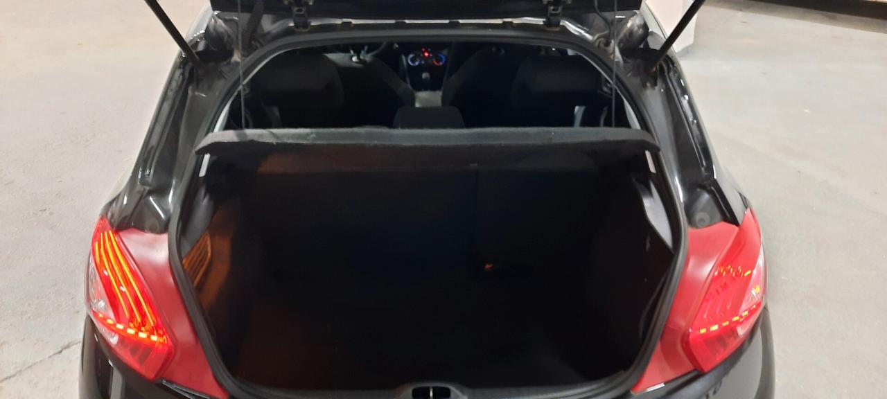 Peugeot 208 1.2 VTi 82 CV 5 porte Active