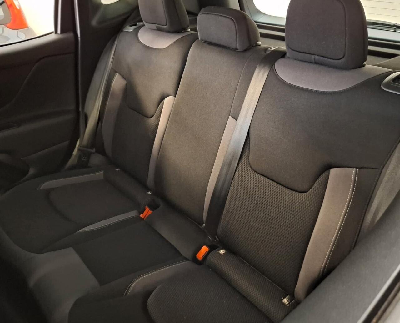 Jeep Renegade 1.5 Turbo T4 MHEV Limited