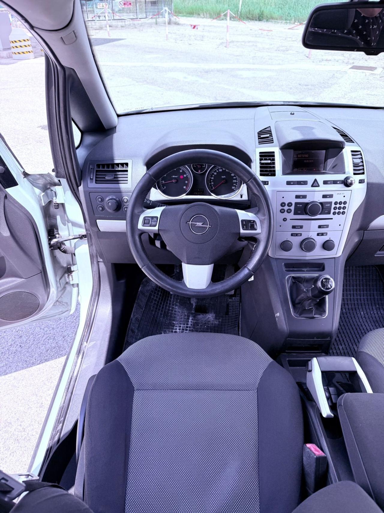 Opel Zafira 1.6 16V metano