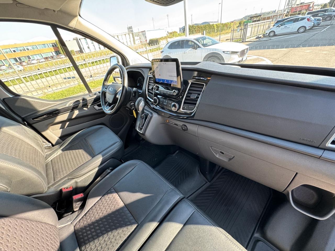 Ford Transit Custom Van Sport 2.0TDCi 185CV Autom. L1H1