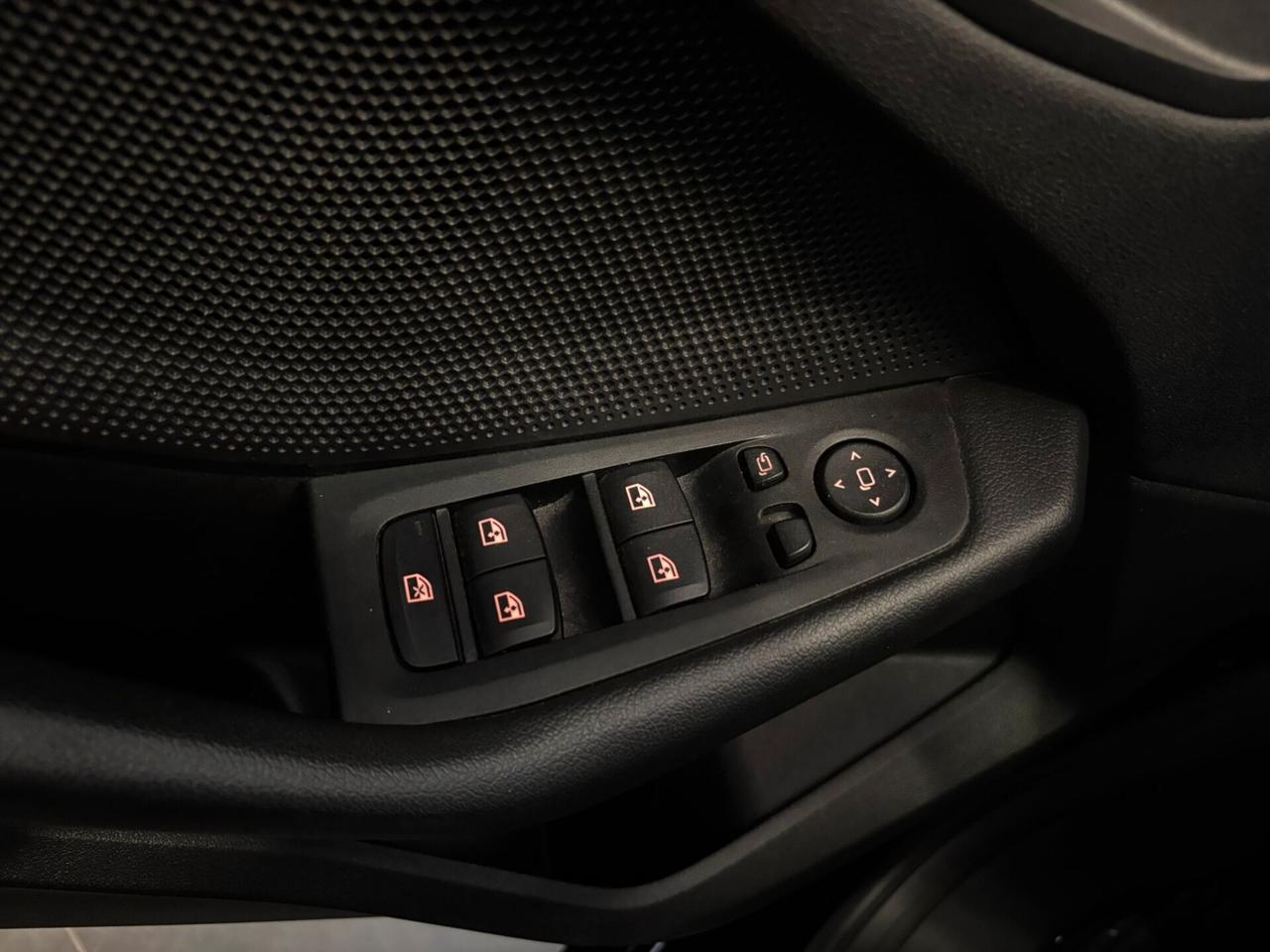 Bmw 116d 5p. Business Advantage 1.5 116CV Tetto Apribile