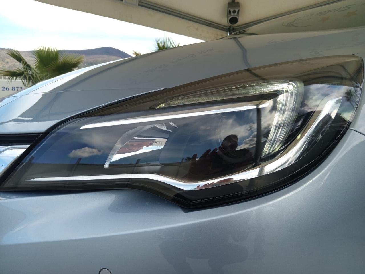 Astra 1.6 CDTi 110CV Start&Sto Sports Tourer Dynamic DA VETRINA