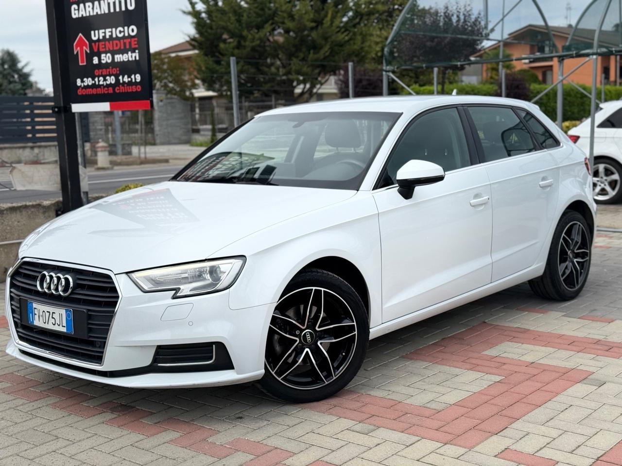 Audi A3 SPB 1.6 TDI S tronic OK NEOPATENTATI