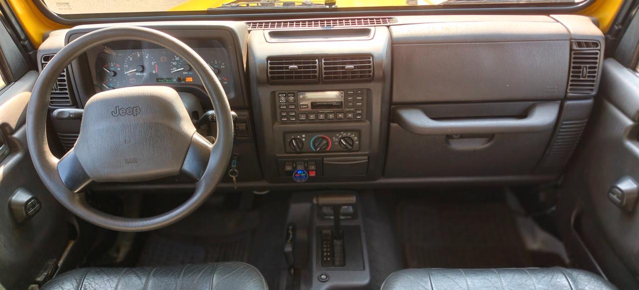 Jeep Wrangler 4.0 GPL Aut 4 posti