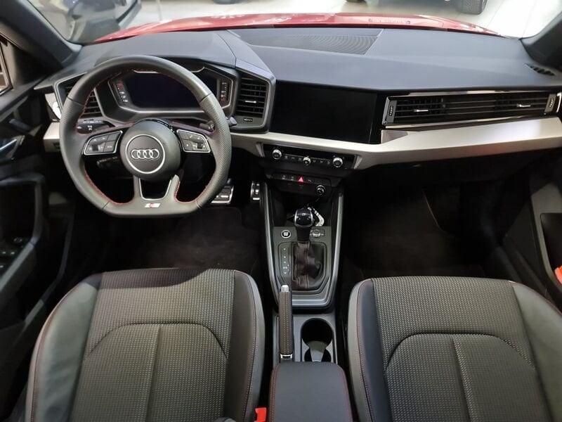 Audi A1 A1 allstreet 30 TFSI S tronic Identity Contrast