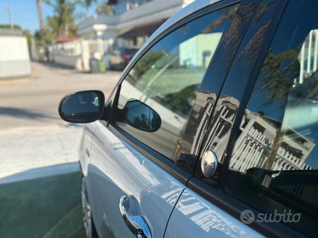 Lancia Ypsilon 2016 GPL di serie