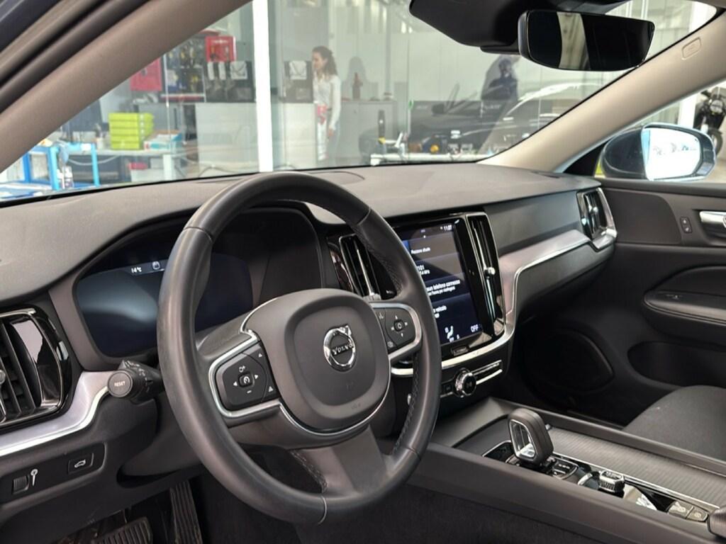 Volvo V60 2.0 B4 Momentum Business