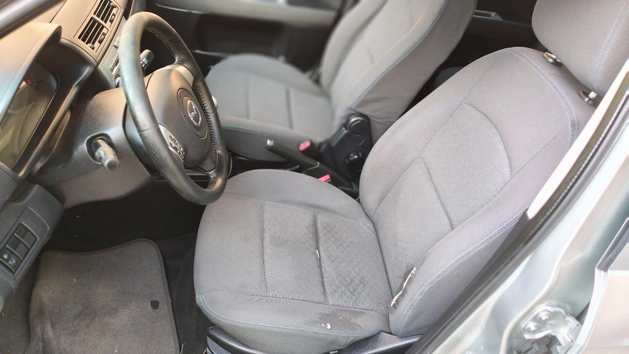 Mazda 2 1.2 16V 5p. Cub