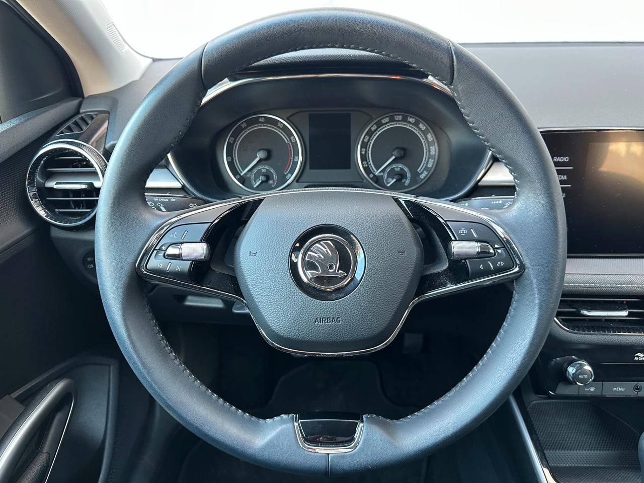 Skoda Fabia 1.0 MPI 80 CV Monte Carlo