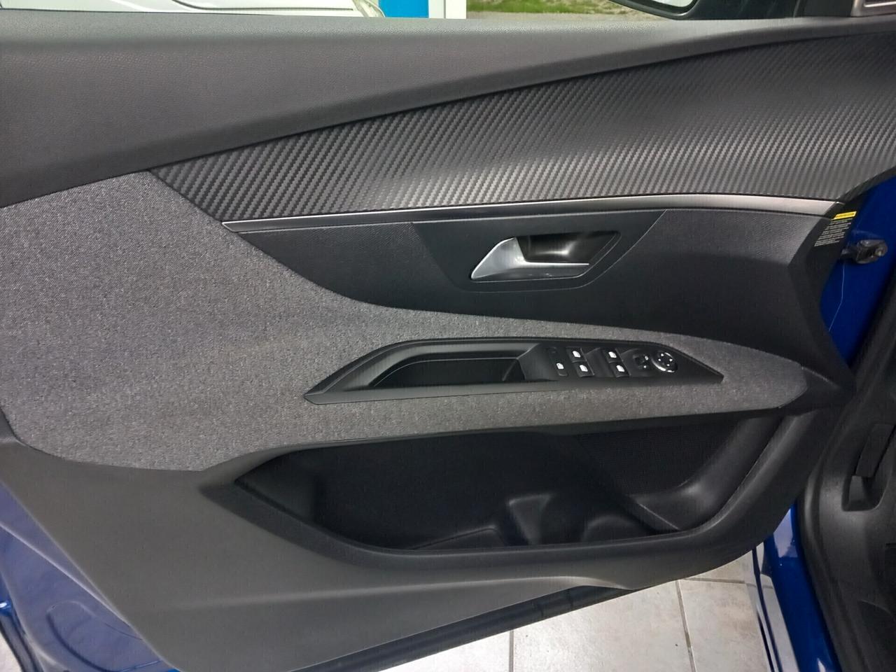 Peugeot 3008 anno 2020 automatica 1.5 diesel 154 mila km