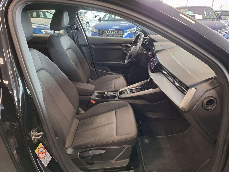 Audi A3 Sportback 30 g-tron S tronic Business Advanced