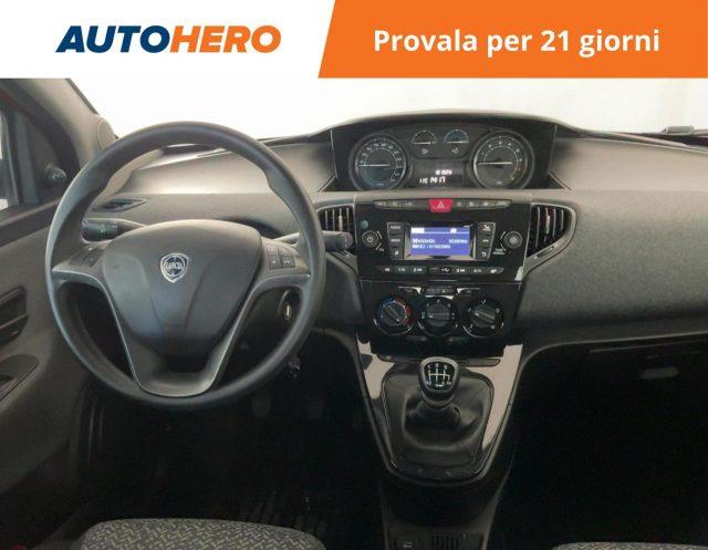 LANCIA Ypsilon 1.0 FireFly 5 porte S&S Hybrid Silver