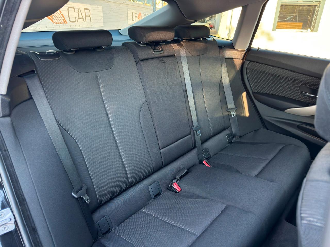Bmw 318d Gran Turismo 2.0 Business Advantage automatica 150 cv