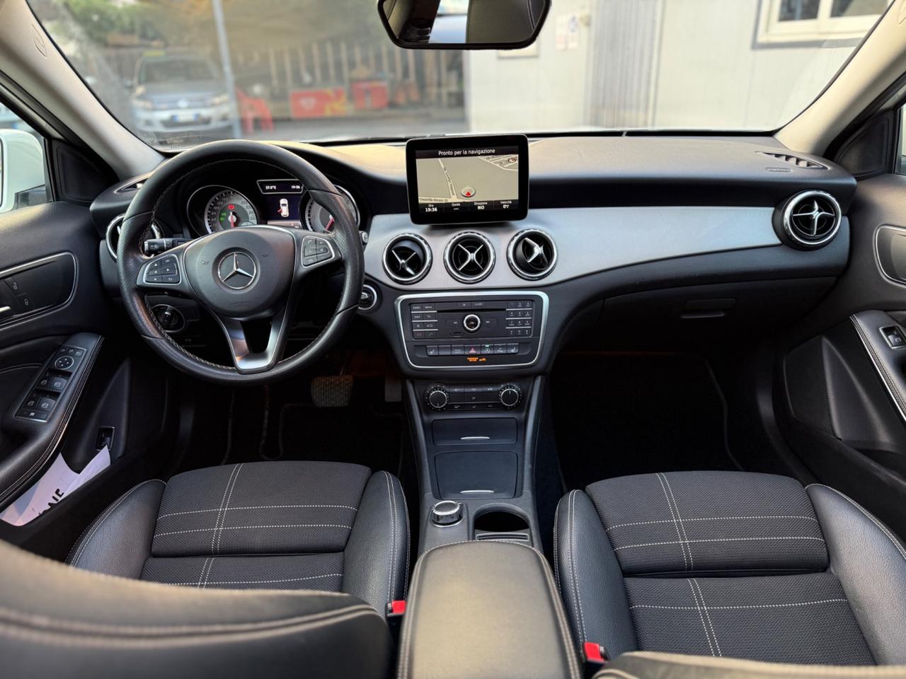 Mercedes-benz GLA 200d Km Certif. Tagliandi TT. Mercedes