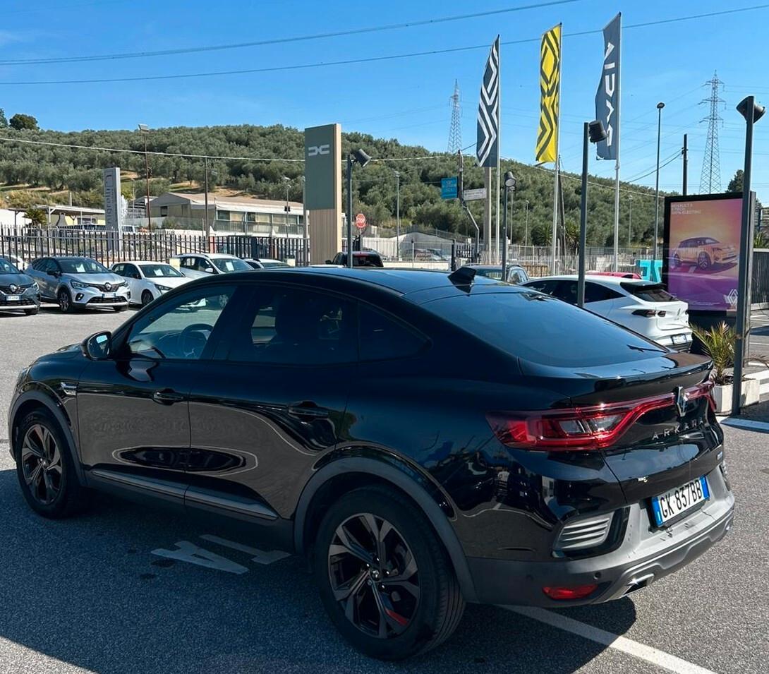 Renault Arkana Hybrid E-Tech 145 CV R.S. Line