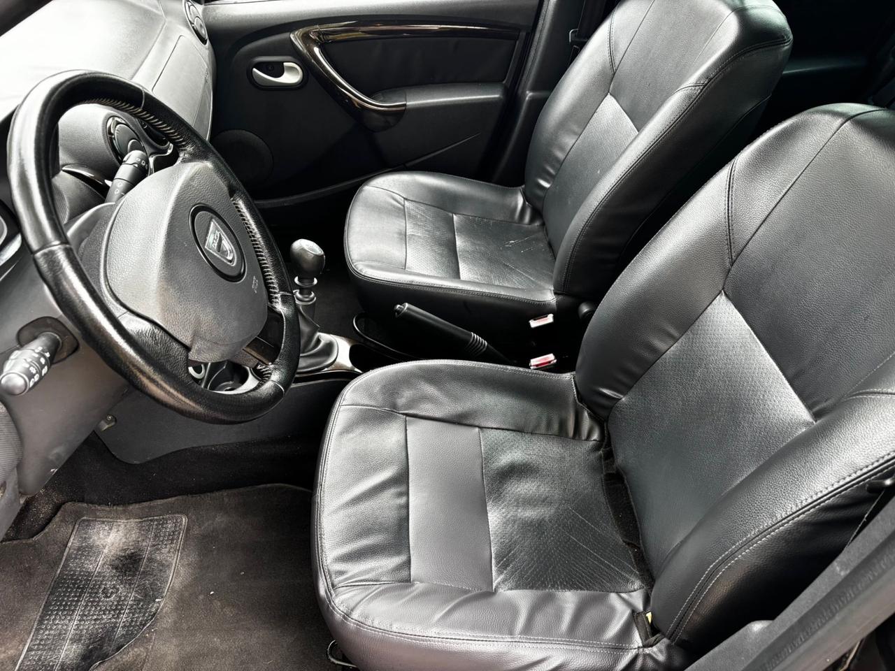 Dacia Duster 1.5 dCi 110CV 4x4 Lauréate IDONEO PER NEO PATENTATI PERMUTABILE