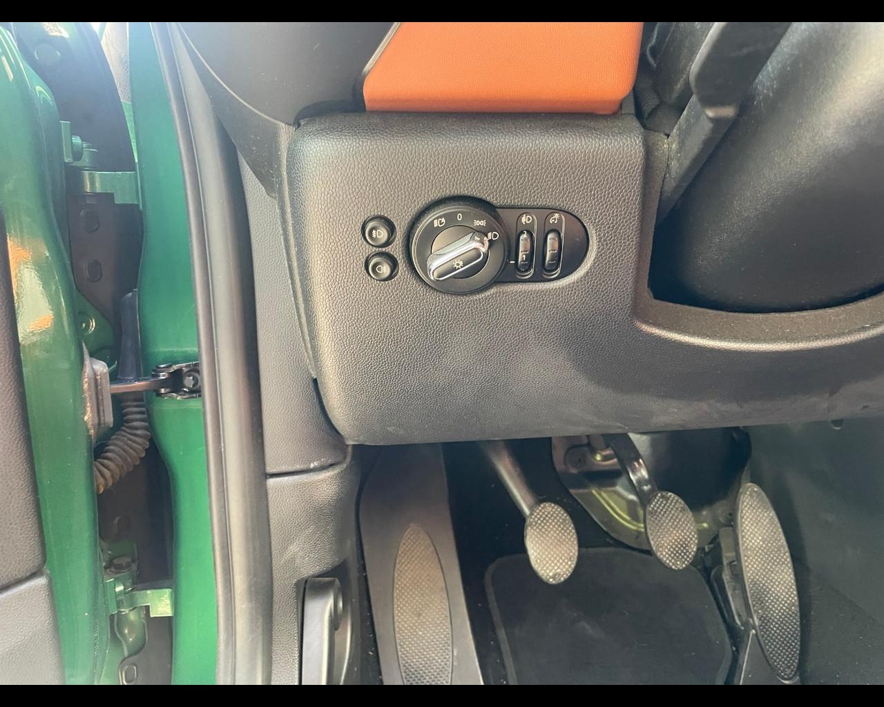 MINI Mini Cbr. (F57) - Mini 1.5 Cooper Hype Cabrio