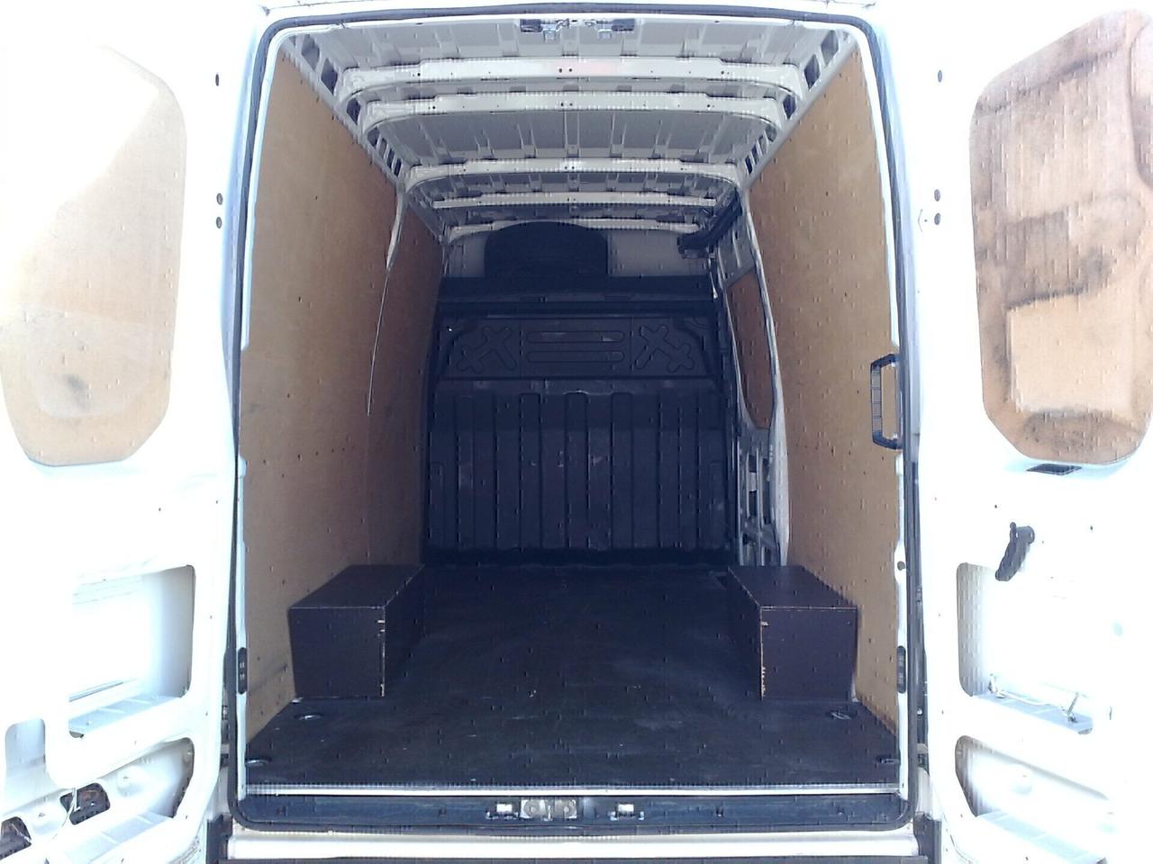 Iveco Daily 35s14 2.3hpt furgone di serie - 2018