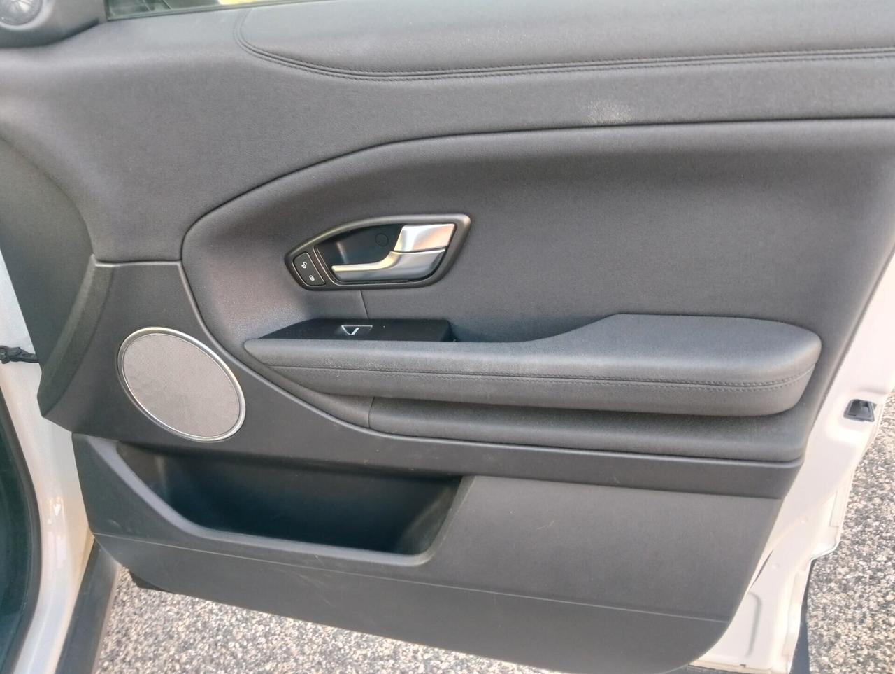 Land Rover Range Evoque 2.0 eD4 5P SE Dynamic