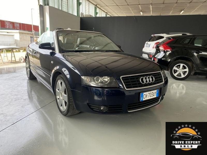Audi A4 A4 3.0 Cabrio 3.0 V6 30V CAT
