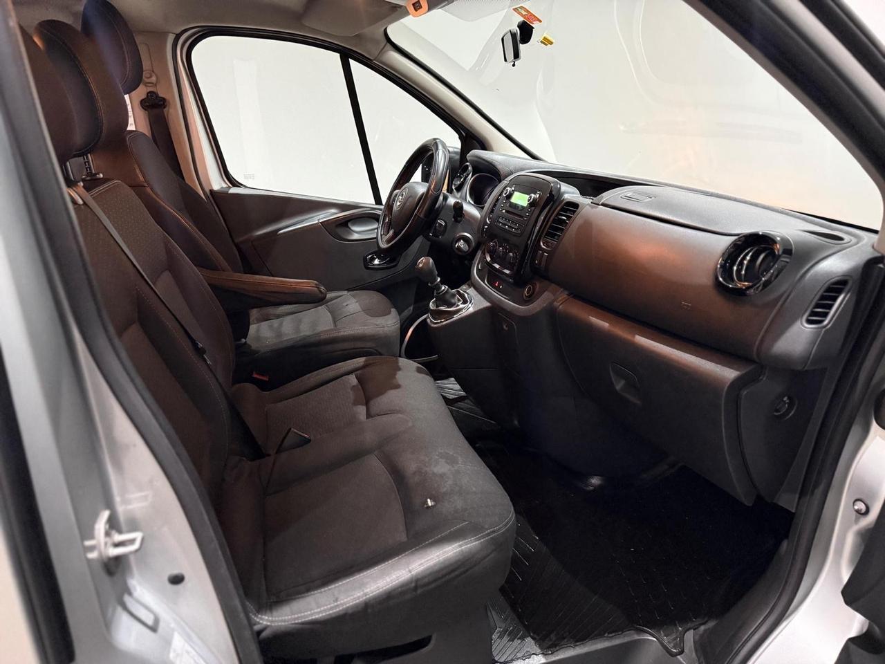 Opel Vivaro 1.6 Biturbo kw107/cv145 posti 8+1