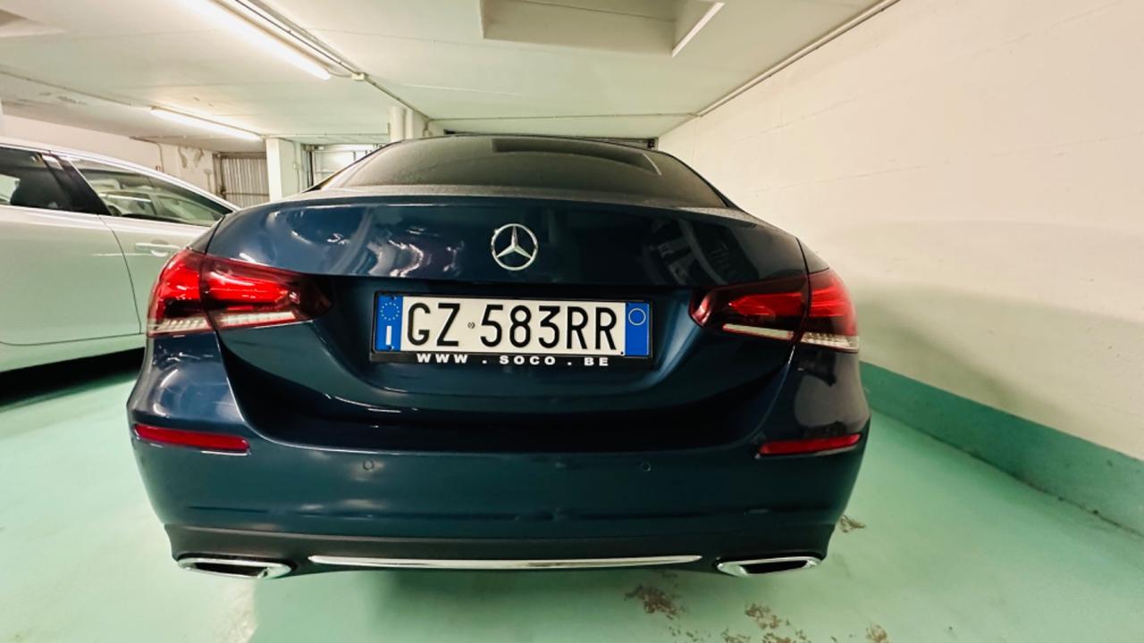 Mercedes-benz A 180 berlina Line Premium Plus.Full optional