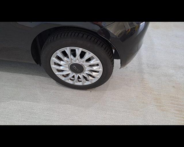 FIAT 500 1.0 hybrid 70cv Dolcevita