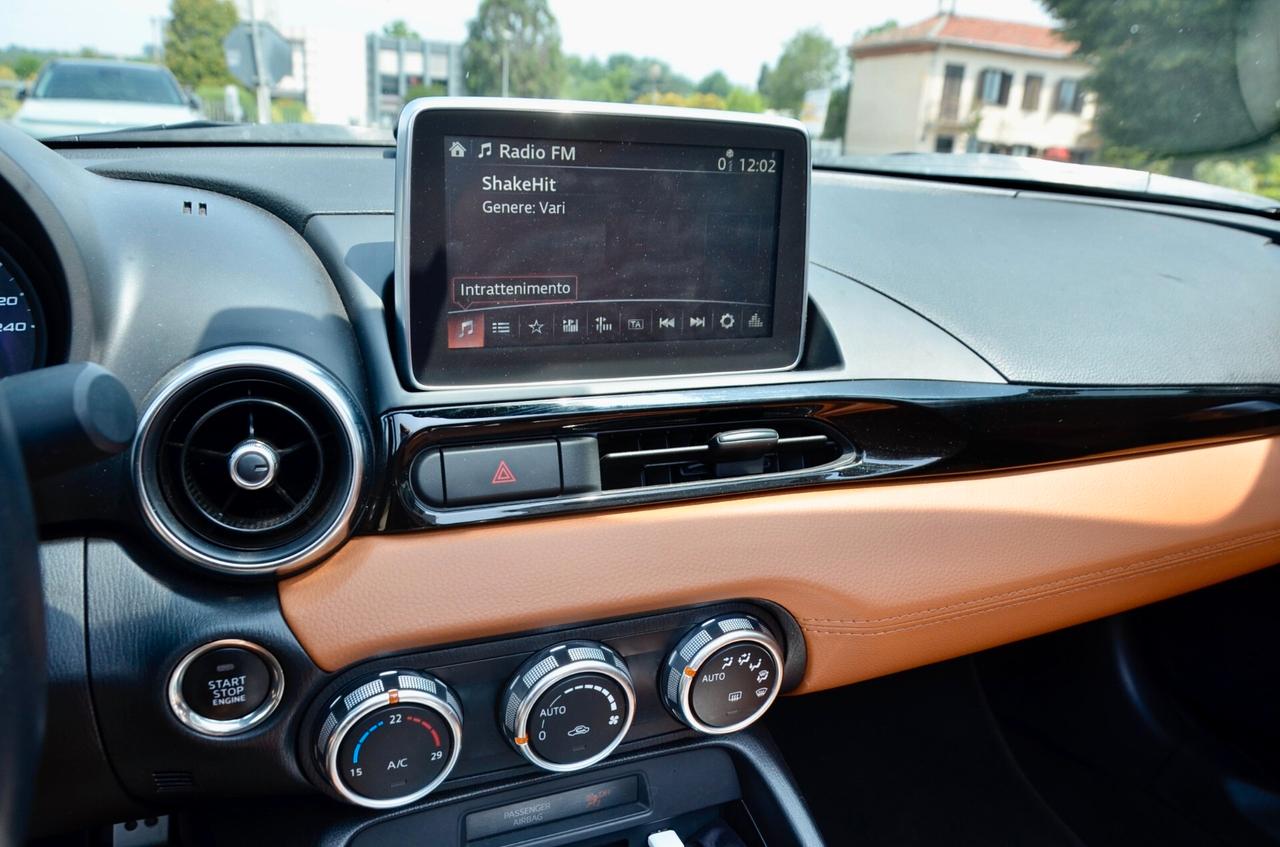 FIAT 124 SPIDER 1.4 M-AIR LUSSO 140cv MANUALE, EURO 6D, UFF ITALIANA, BOOK SERVICE, BOSE, NAVI, RETROCAMERA, PERMUTE