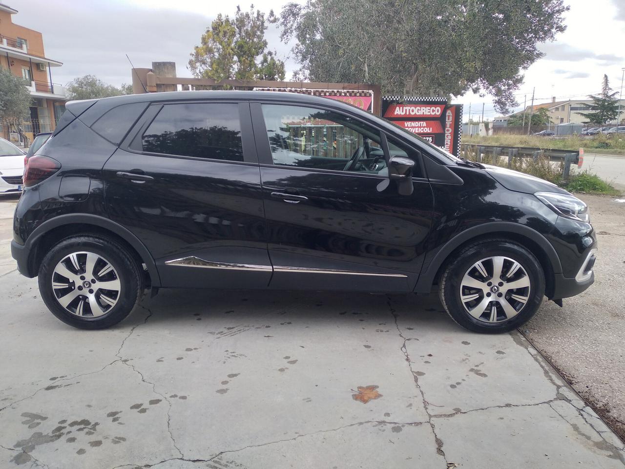 Renault Captur dCi 8V 90 CV EDC Sport Edition