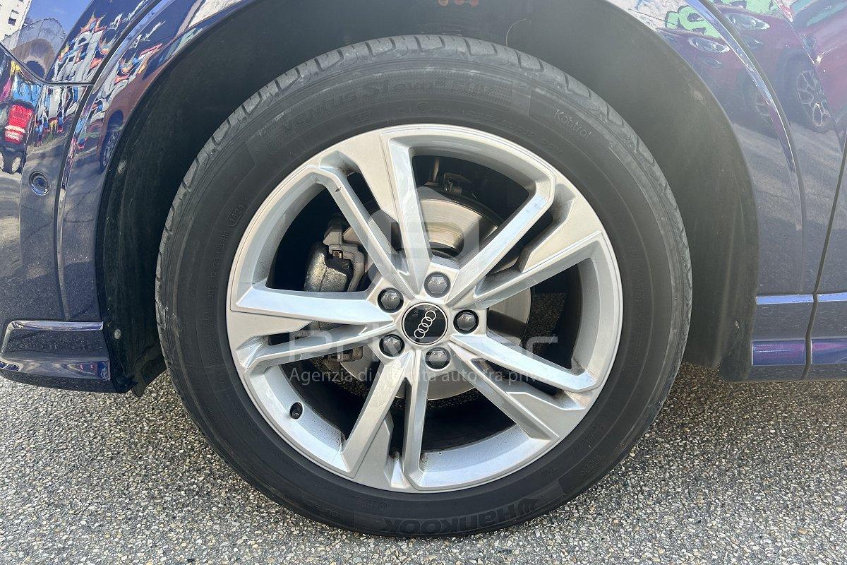 AUDI Q3 35 TFSI S tronic S line edition