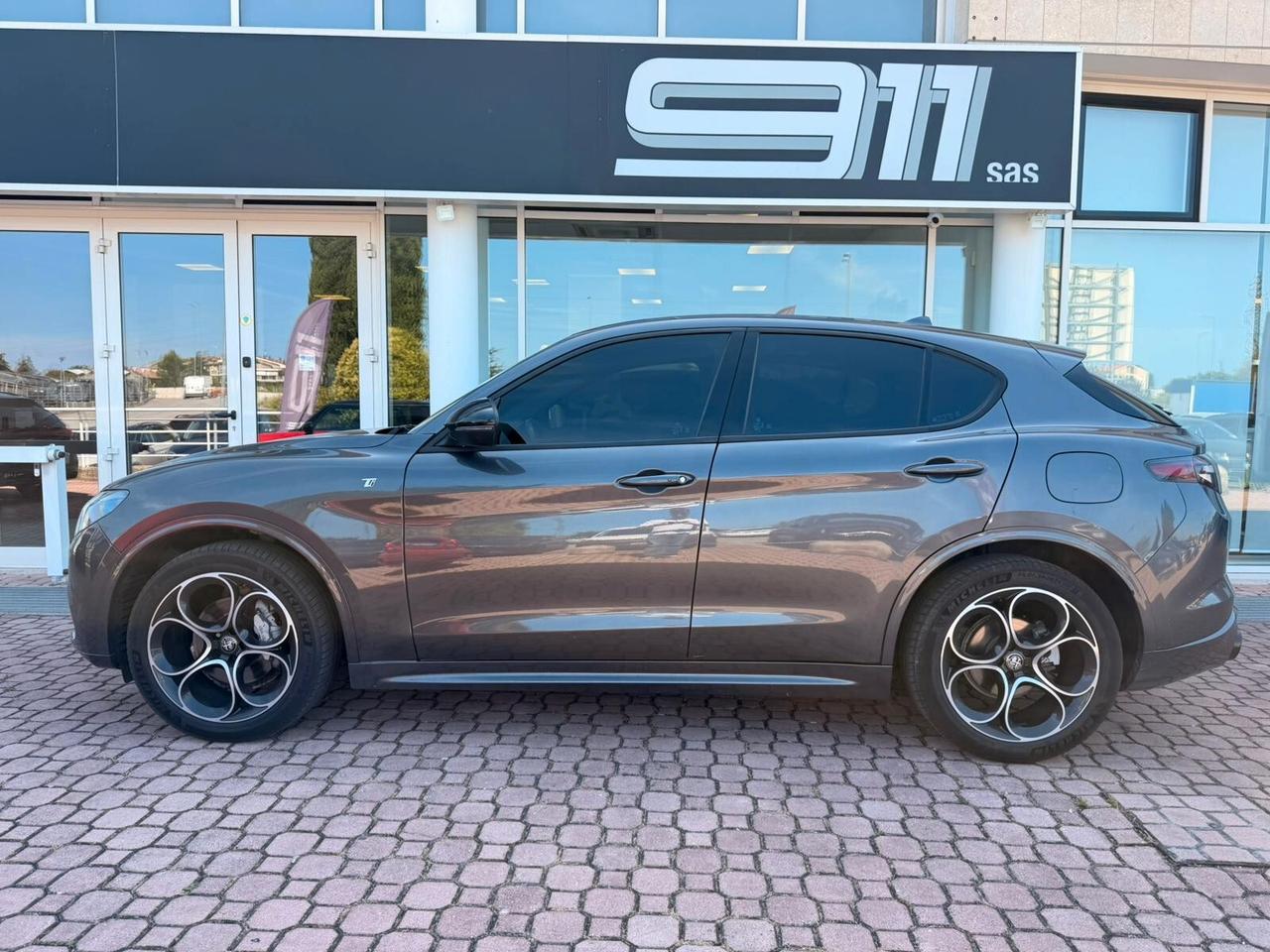 Alfa Romeo Stelvio 2.2 Turbodiesel 210 CV AT8 Q4 Ti ESTREMA