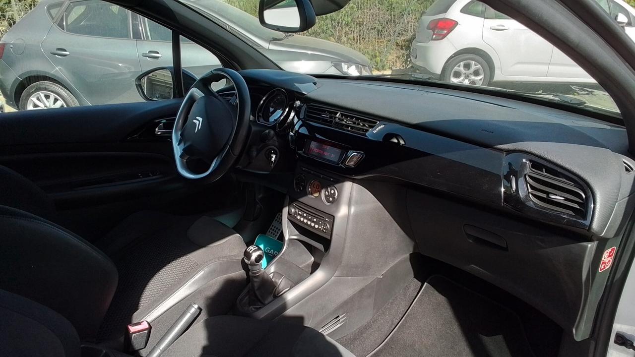 Citroen DS3 3 1.2 VTi 82 Chic