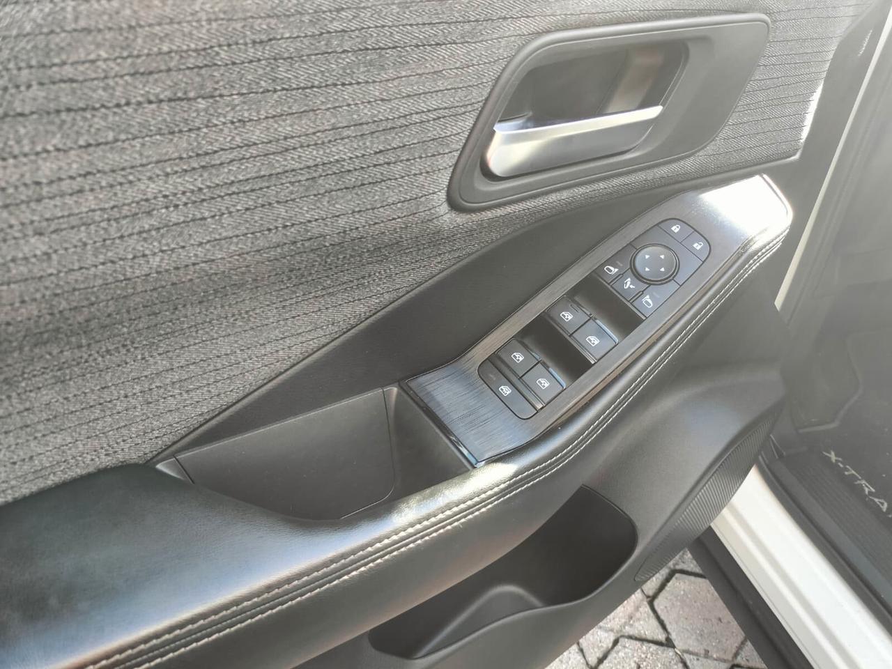 Nissan X-Trail e-Power e-4orce 4WD 5 posti N-Connecta del 2023 pochi km