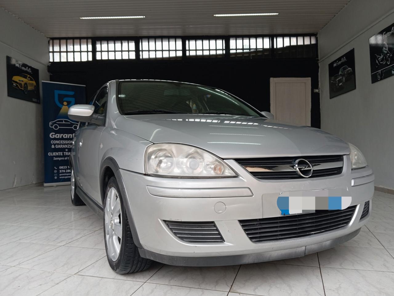 Opel Corsa 1.2 benzina CON GARANZIA