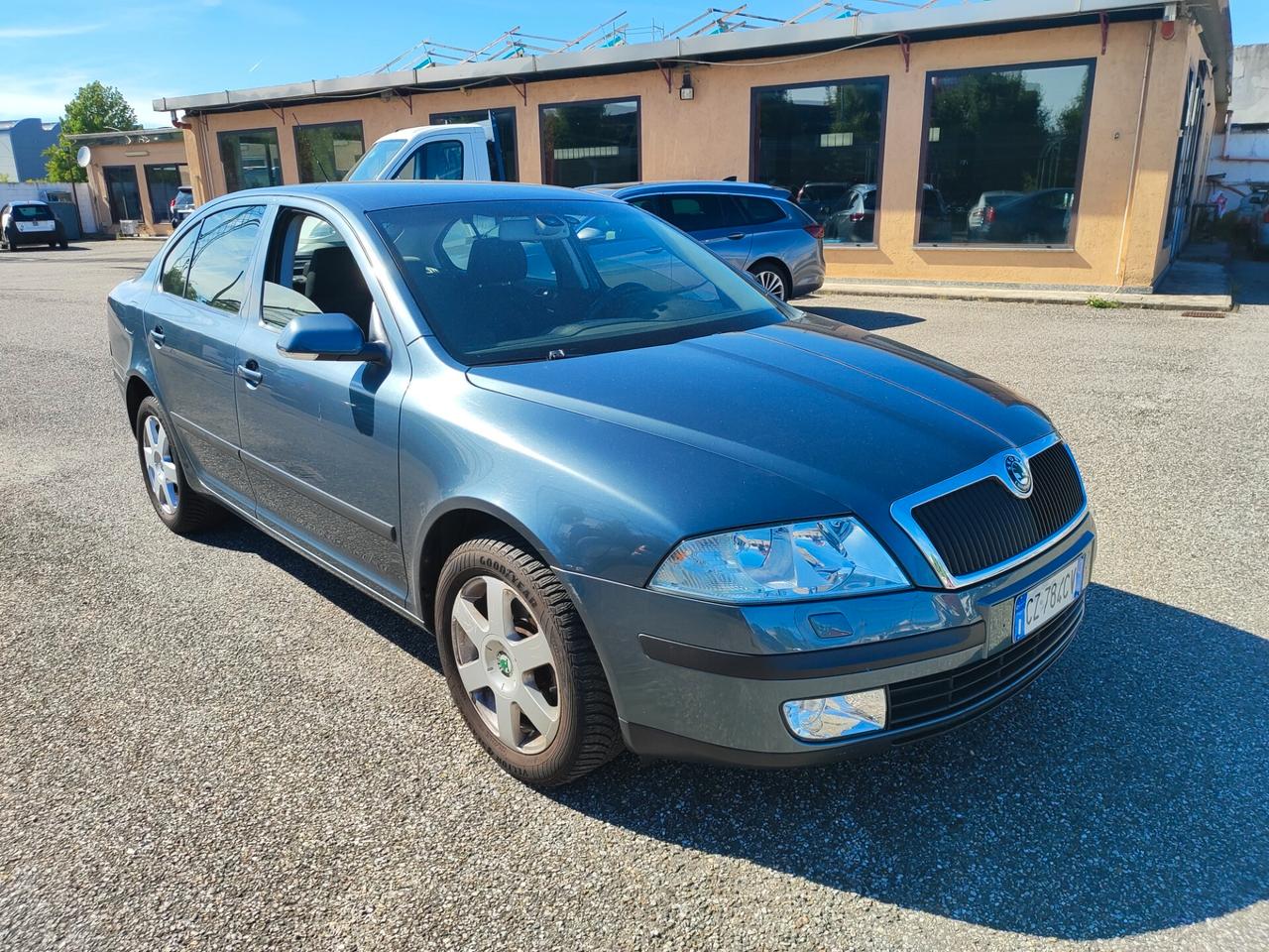 Skoda Octavia 1.6 16V FSI Ambiente