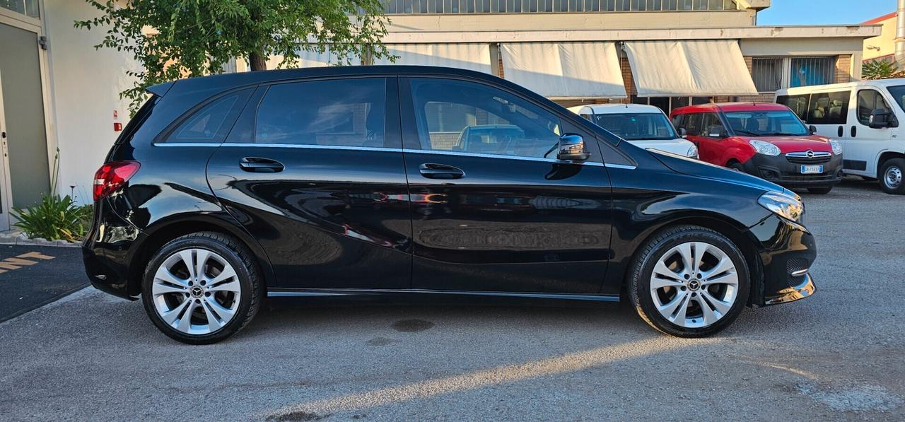 Mercedes B 180d Automatica Executive Solo 74000 km