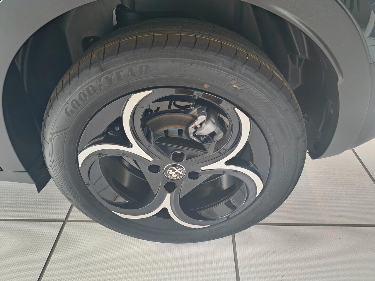 Alfa Romeo Junior 1.2 136 CV Hybrid eDCT6 Speciale