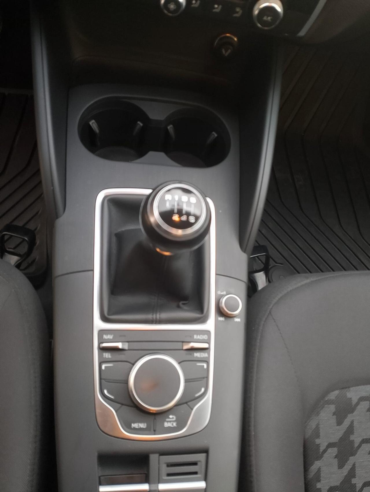 Audi A3 AUDI A3 Sedan 1.6 TDI Business 110CV UNICOPROPRIETARIO, KM CERTIFICATI