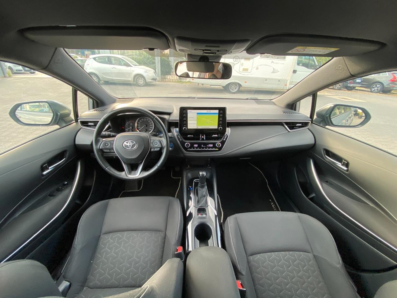 Toyota Corolla Touring Sports 1.8h Business Tech cvt