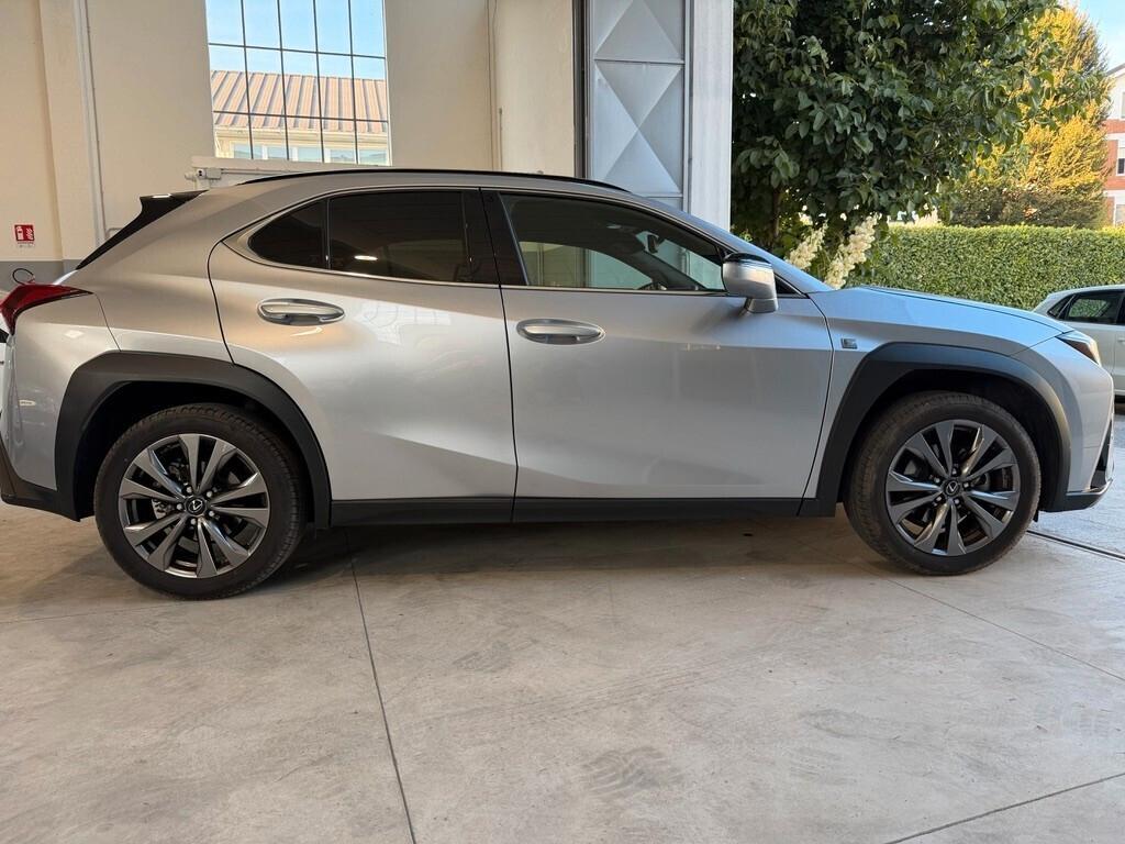 Lexus UX Hybrid 4WD Design