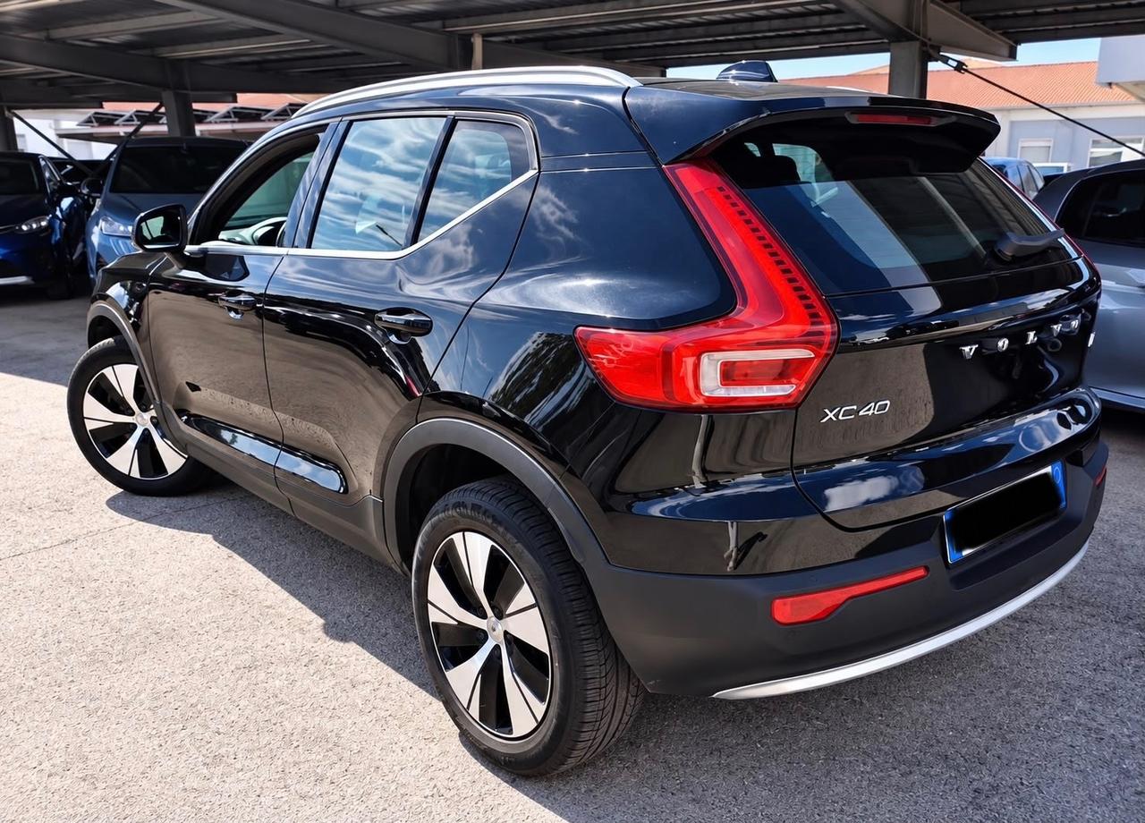 Volvo XC40 T5 Recharge Plug-in Hybrid automatico Core