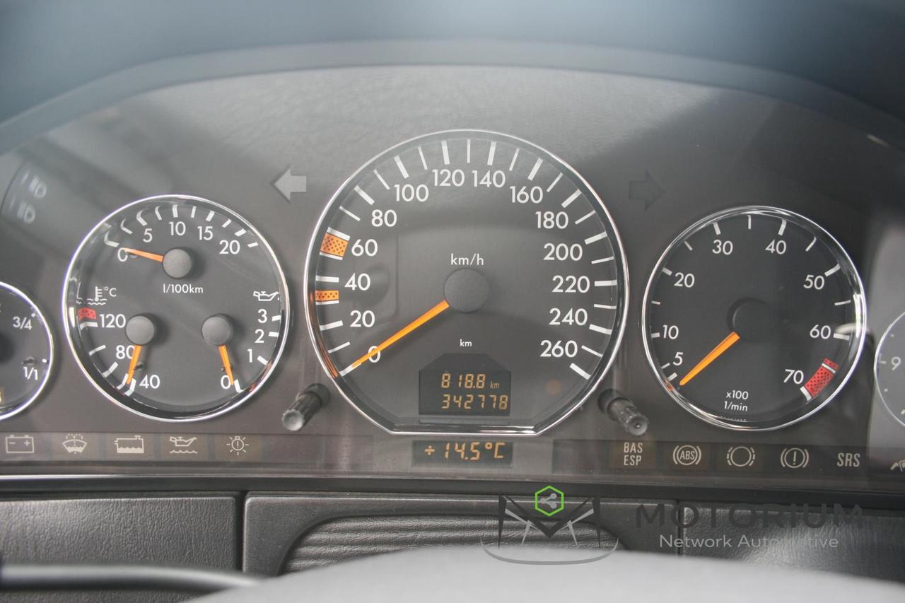 MERCEDES-BENZ CLASSE S 320 W140