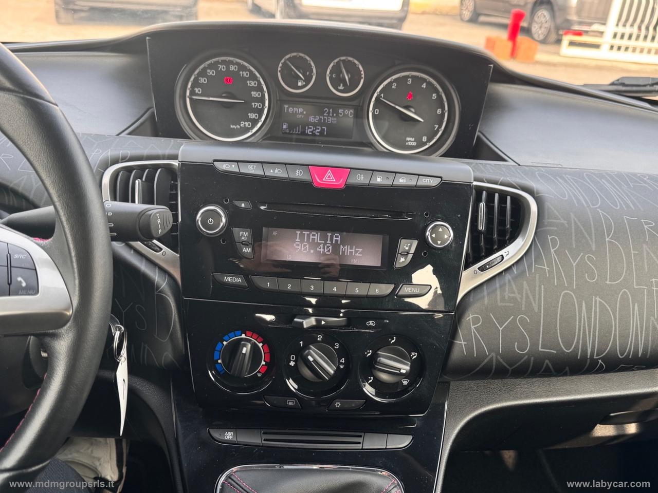 LANCIA Ypsilon 0.9 T.Air 85CV 5p.Met.Ec.Elef.