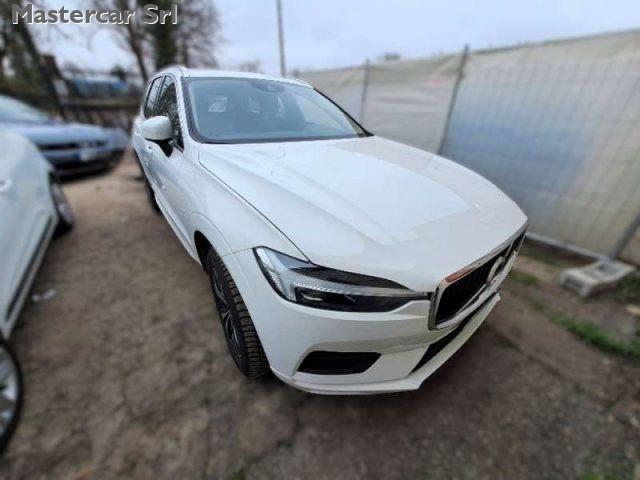 VOLVO XC60 XC60 II 2018 2.0 b4 Momentum Pro awd auto -GE944CR