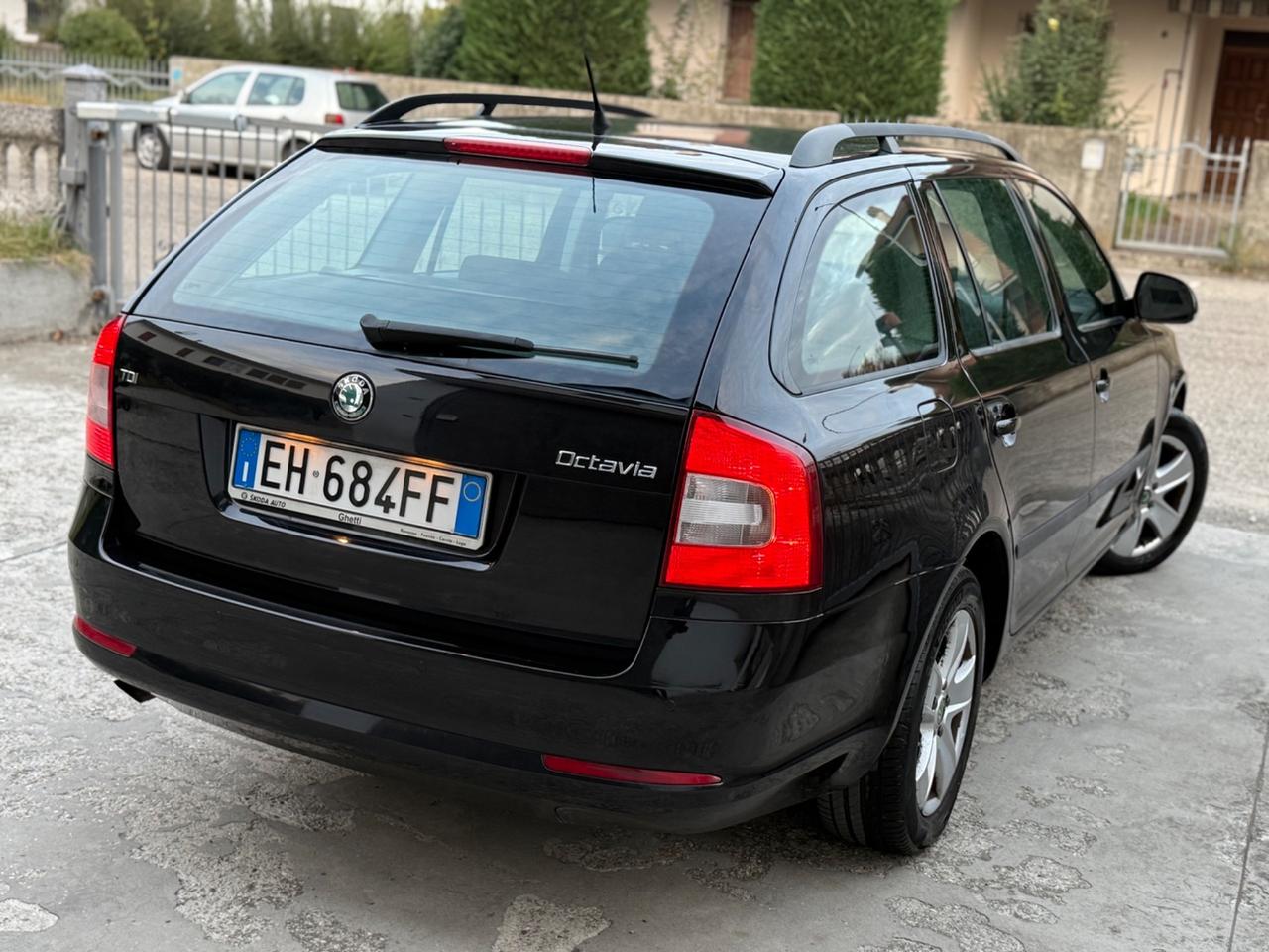 Skoda Octavia 1.6 TDI 105 CV UNICO PRP. 12/2011
