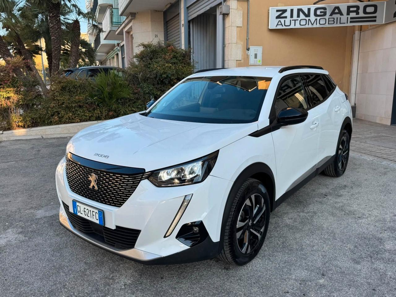 PEUGEPT 2008 1.5 HDI 110 CV. E6 ALLURE PAK PERFETTA