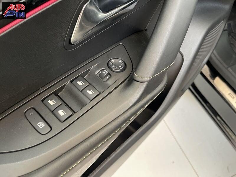 Peugeot 2008 PureTech 130 S&S EAT8 GT *PROMO*